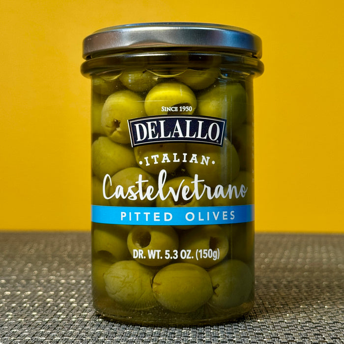 Delallo Castelvetrano Olives (pitted)