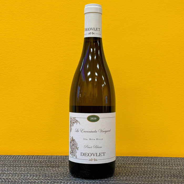 A bottle of Deovlet Pinot Blanc white wine