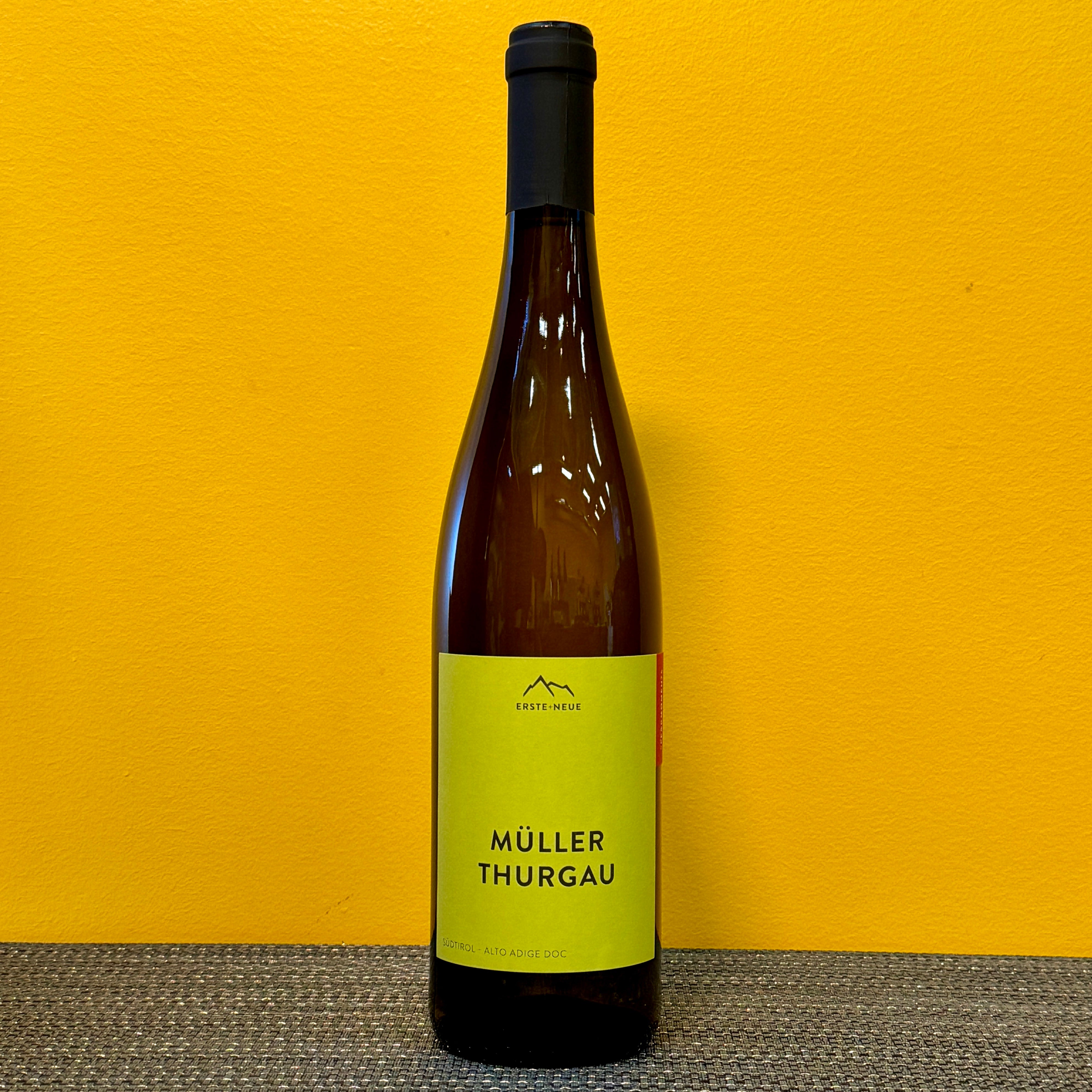 Samalens & Müller Thurgau 2012 Müller Thurgau / Kellerei Eisacktal