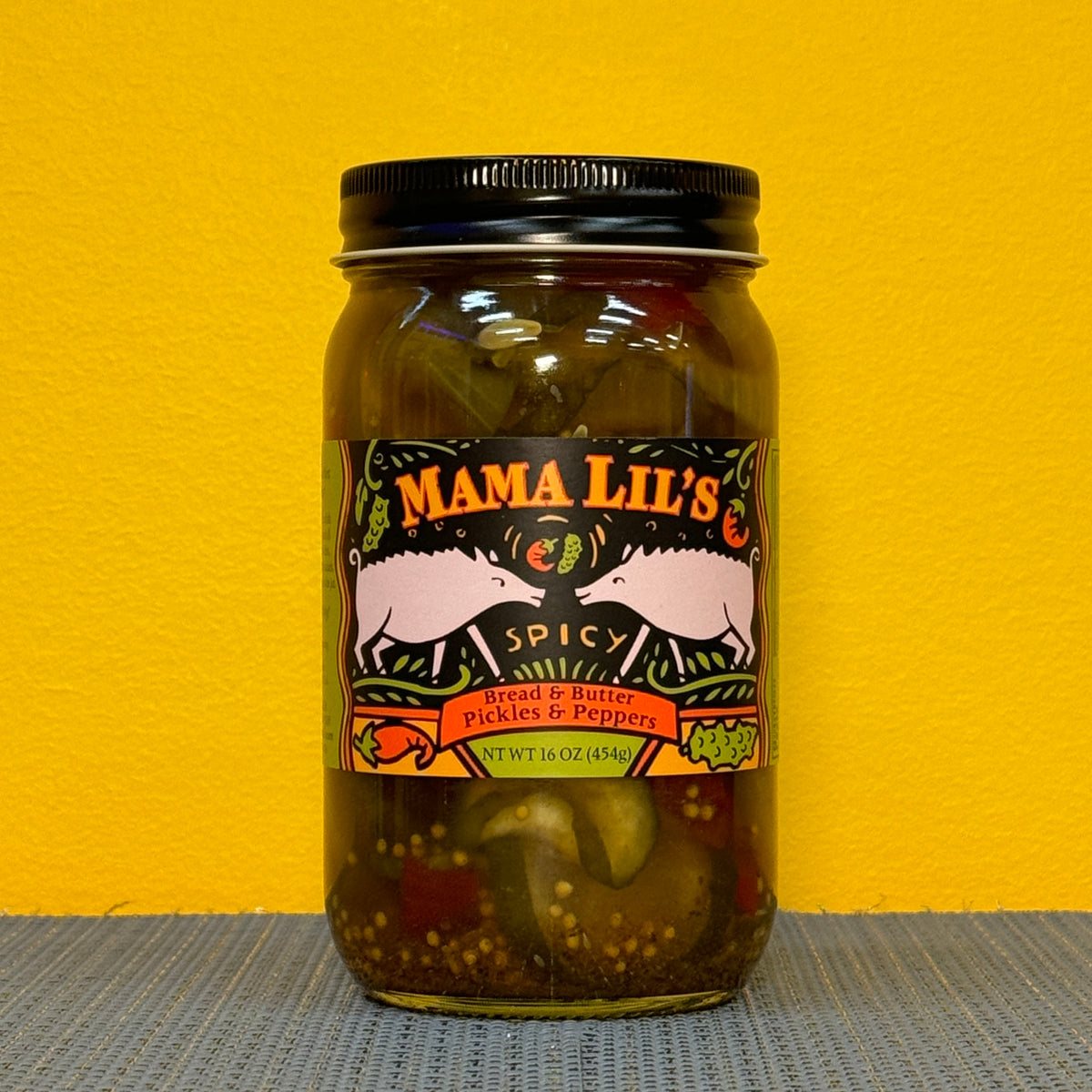 Mama Lil's Bread & Butter Pickles and Peppers 16 oz